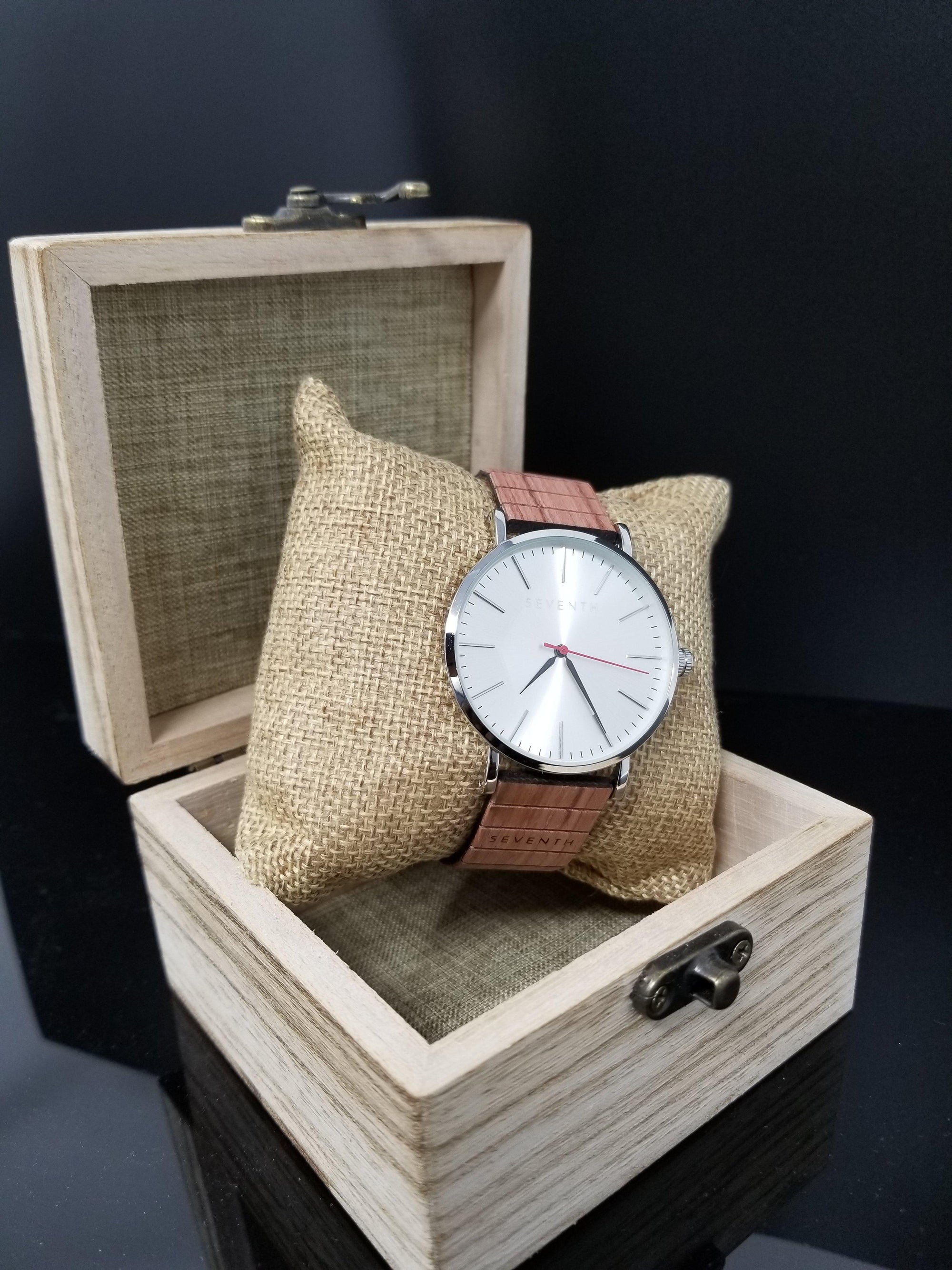 Áxios: Honor - SEVENTH Wooden Watches
