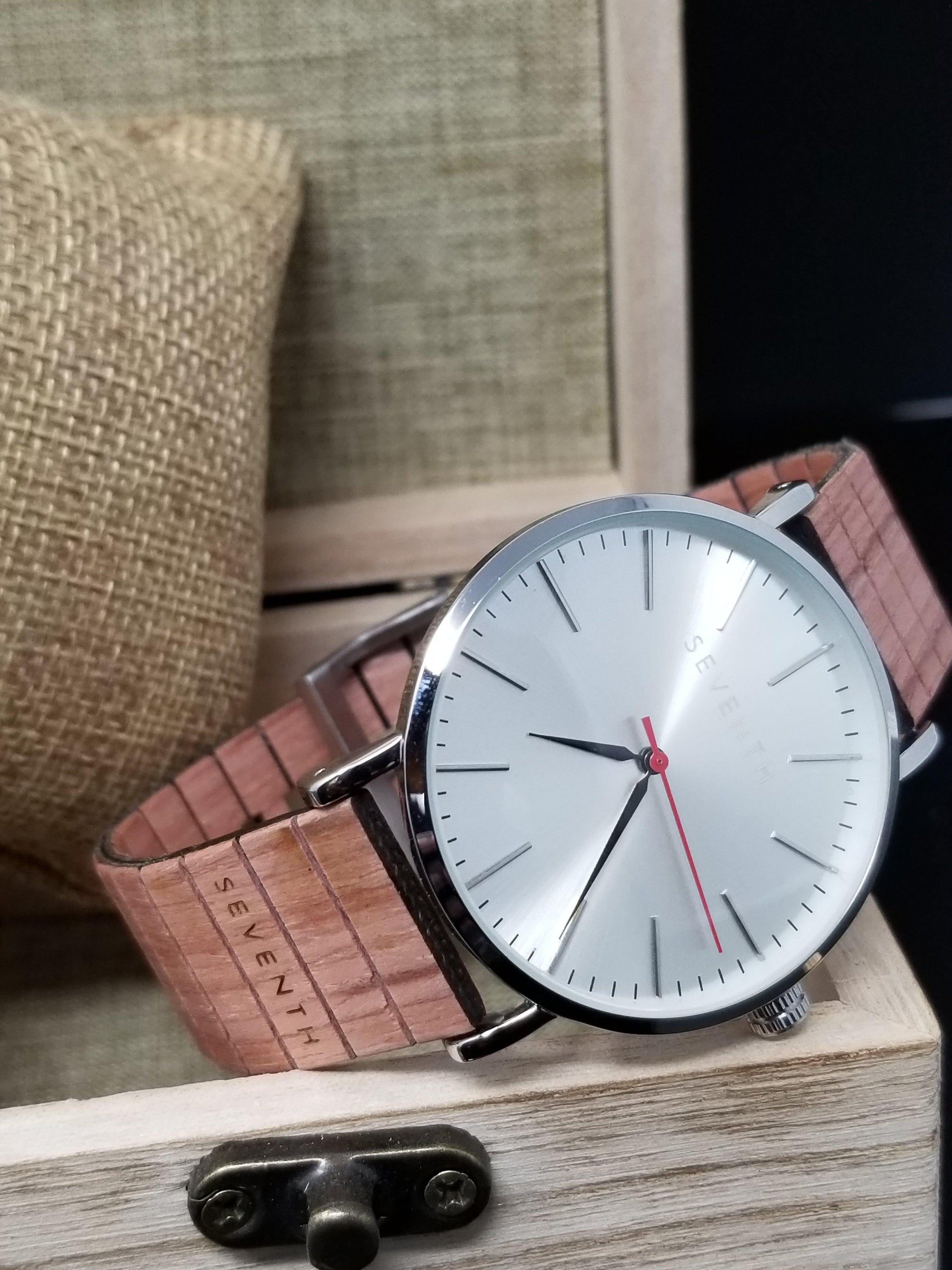 Áxios: Honor - SEVENTH Wooden Watches